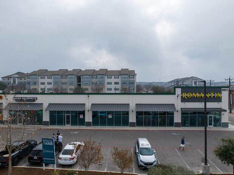 More Photos Of 8622 Huebner Rd, San Antonio Storefront For Lease