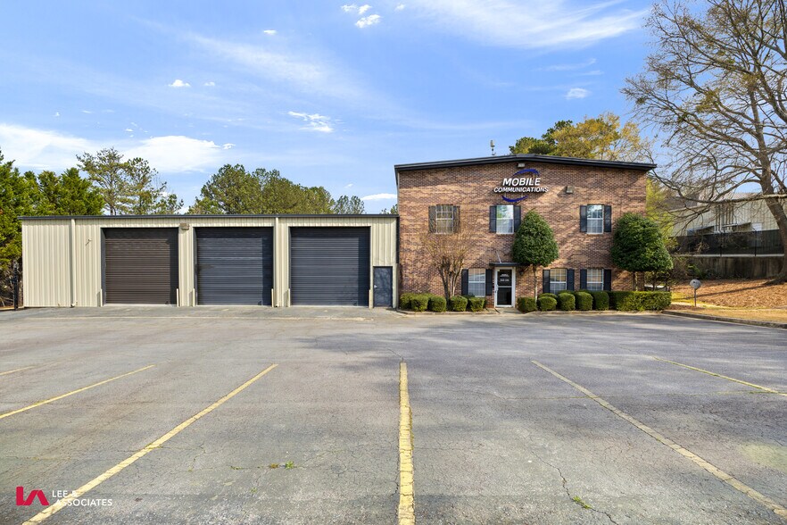 More Photos Of 885 Cripple Creek Dr, Lawrenceville Warehouse For Lease