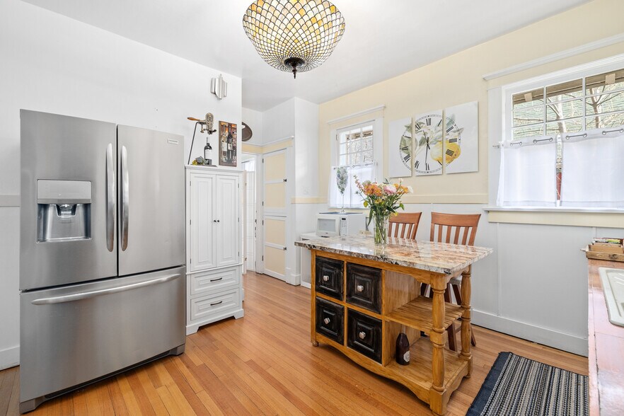 More Photos Of 720 E Lincolnway, Cheyenne Office Residential For Sale