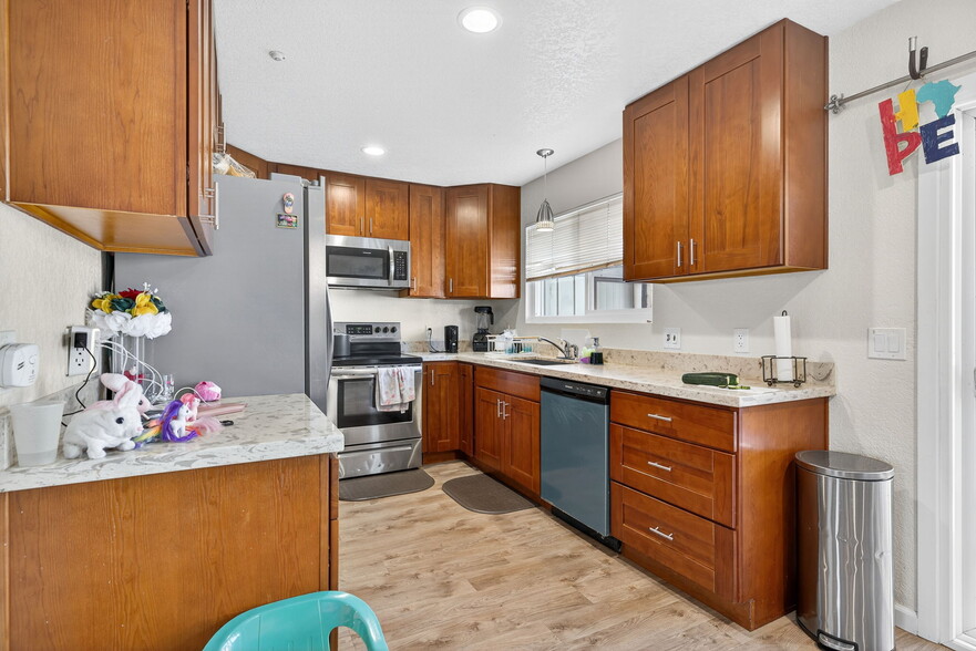 More Photos Of 497 Sebastopol Ave, Santa Rosa Apartments For Sale