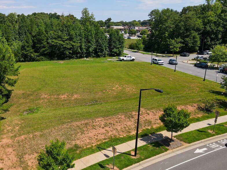 More Photos Of 0 Towncenter Dr, Clemmons Land For Sale