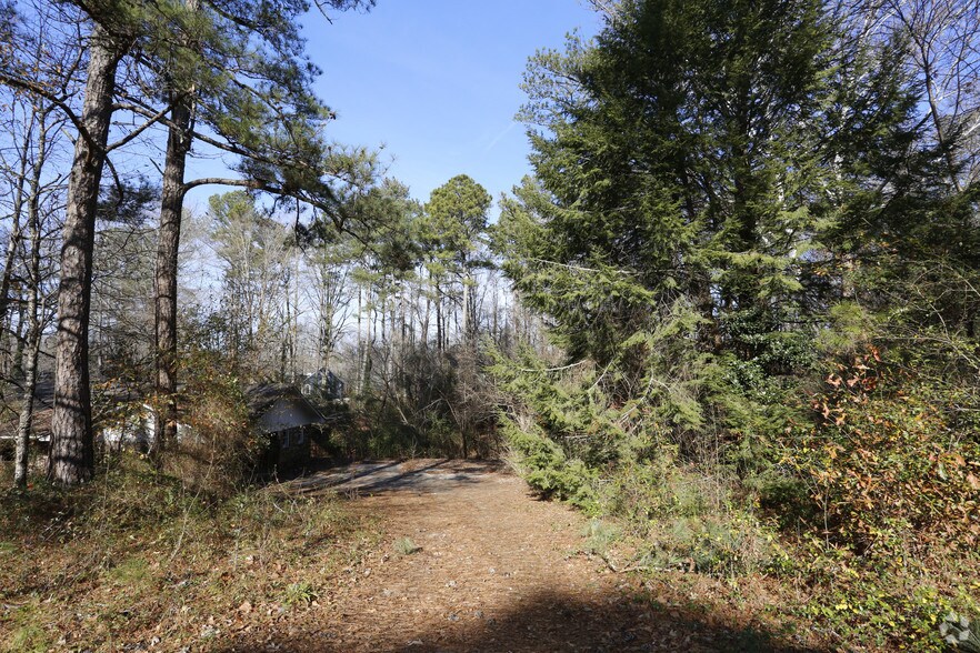 More Photos Of 95 W Crossville Rd, Roswell Land For Sale