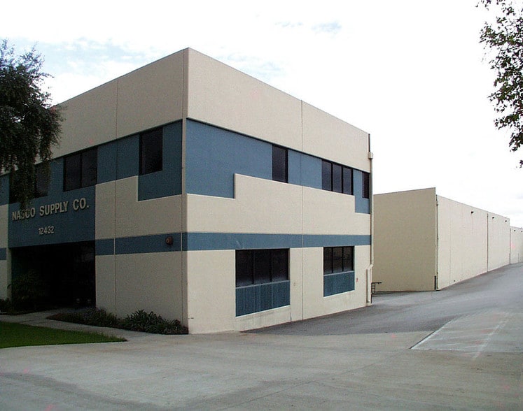 More Photos Of 12432 Foothill Blvd, Sylmar Warehouse For Sale