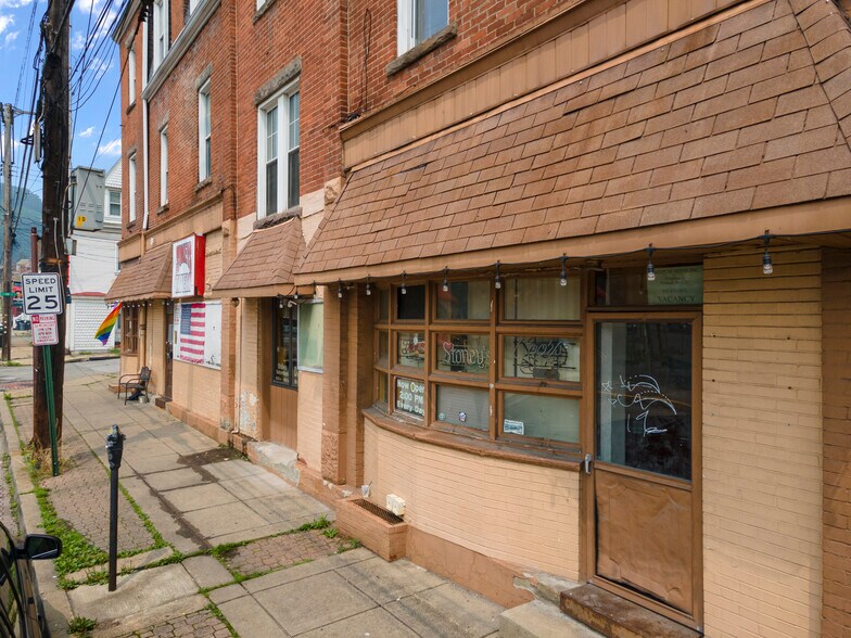 More Photos Of 139-141 Howard St, Pittsburgh General Retail For Lease