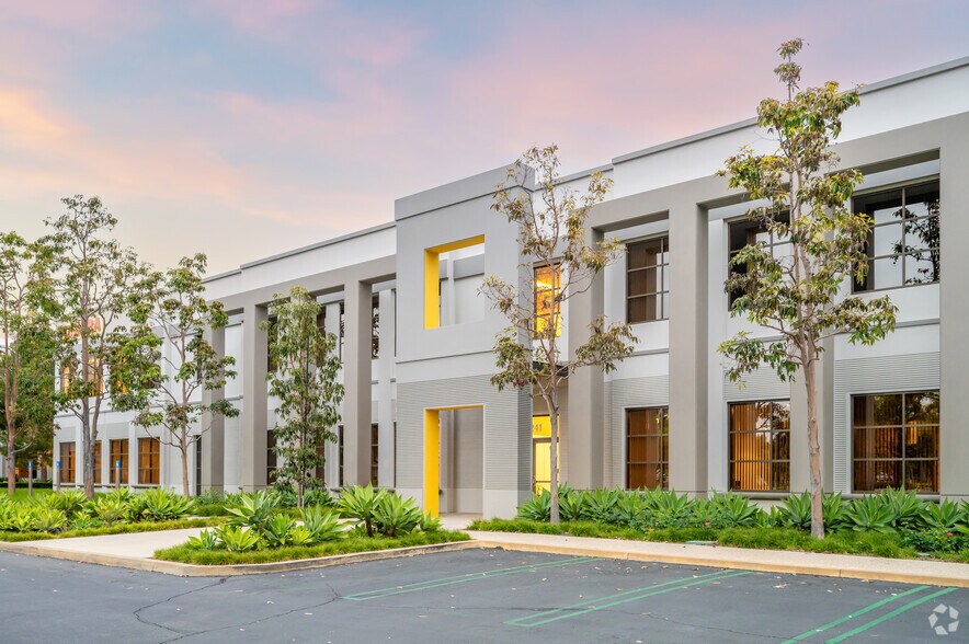 More Photos Of 5241 California Ave, Irvine Office For Sale