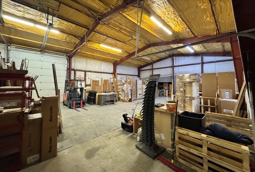 More Photos Of 162 Kelly Rd, Kalispell Flex For Lease