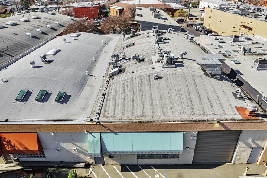 More Photos Of 1320-1326 9th St, Berkeley Warehouse For Sale