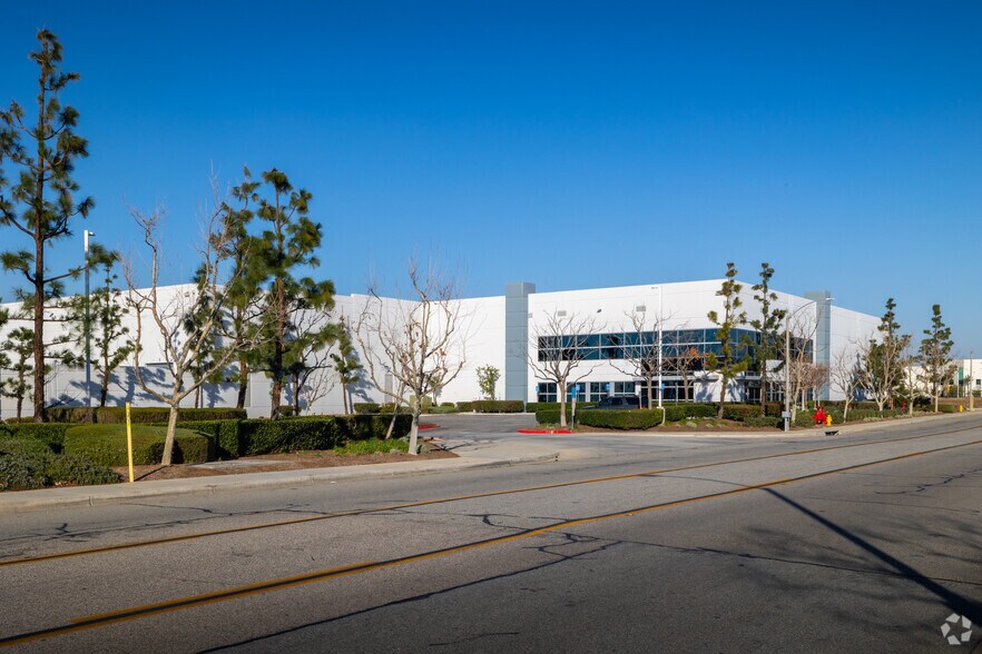 More Photos Of 23650 Brodiaea Ave, Moreno Valley Warehouse For Lease