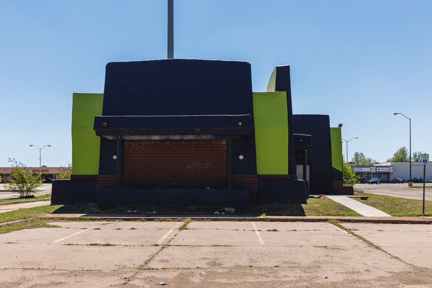 More Photos Of 4416 SE 44th St, Oklahoma City Fast Food For Sale