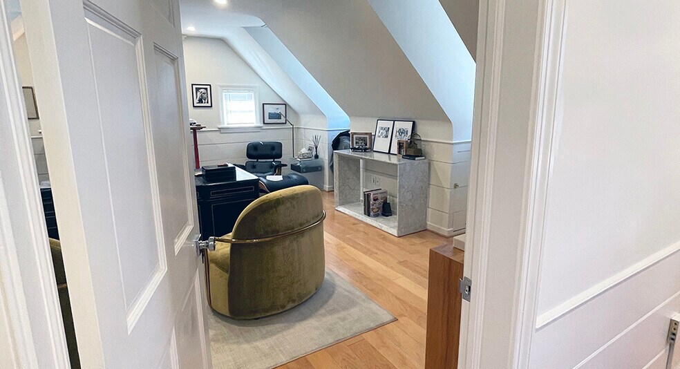 More Photos Of 411 Libbie Ave, Richmond General Retail For Sale