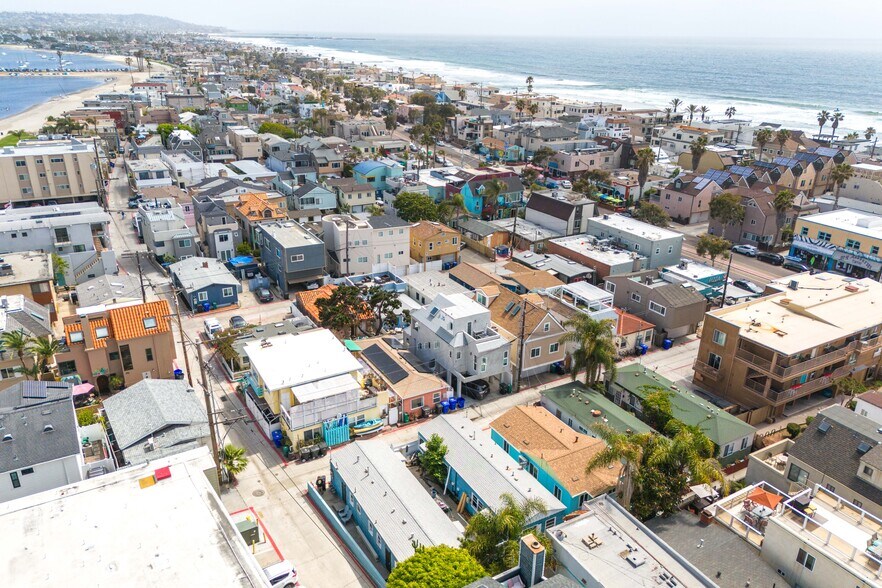 More Photos Of 830-832 Pismo Ct, San Diego Apartments For Sale