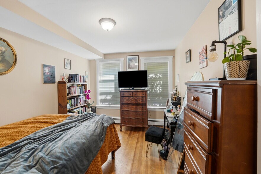More Photos Of 271-273 Coe St, Woonsocket Apartments For Sale