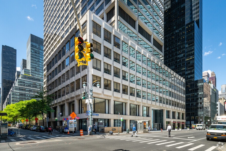 More Photos Of 345 Park Ave, New York Office For Lease