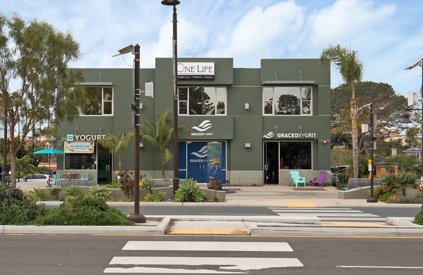 More Photos Of 153 N Highway 101, Solana Beach Storefront Retail Office For Lease