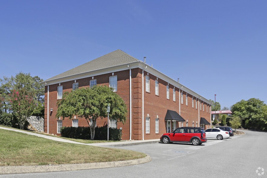 More Photos Of 430 Montbrook Ln, Knoxville Office For Lease
