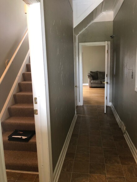 More Photos Of 111 Cass Ave, Mount Clemens Office For Sale