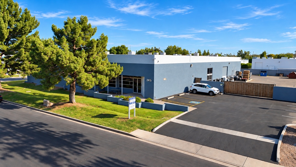 More Photos Of 2405 W Geneva Dr, Tempe Warehouse For Sale