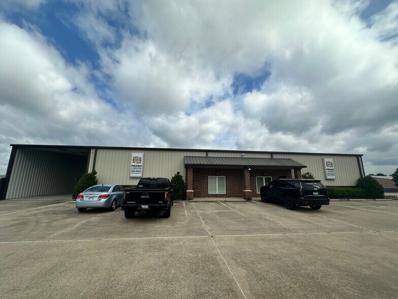 More Photos Of 980 Runway Dr, Conway Warehouse For Sale