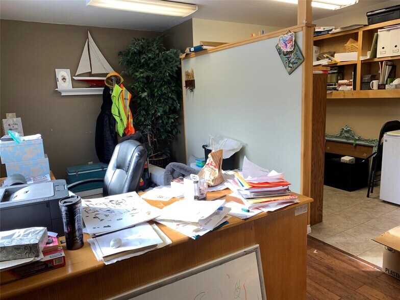 More Photos Of 5733-5735 Us Hwy 93 S, Whitefish Self Storage For Lease