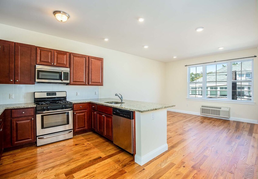 More Photos Of 1609-1611 Springfield Ave, Maplewood Apartments For Lease