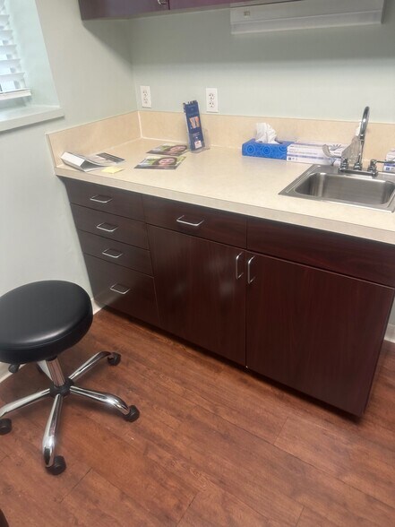 More Photos Of 1385 W State Road 434, Longwood Medical For Lease