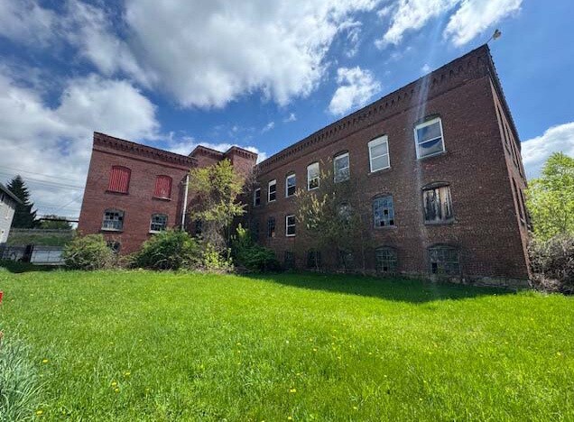 More Photos Of 340 Work st, Falconer Warehouse For Sale