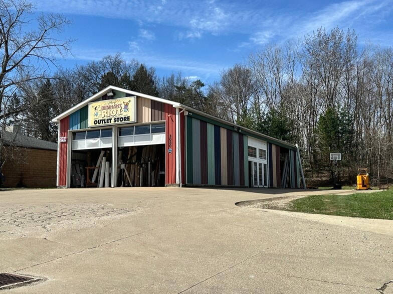 Primary Photo Of 2080 Romig Rd, Akron Warehouse For Sale