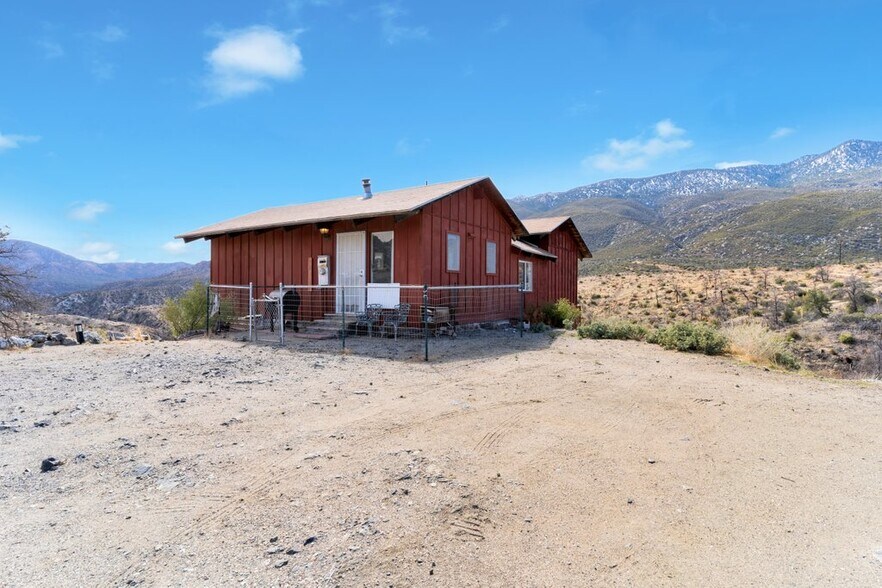 More Photos Of 70111 State Highway 74, Mountain Center Restaurant For Sale