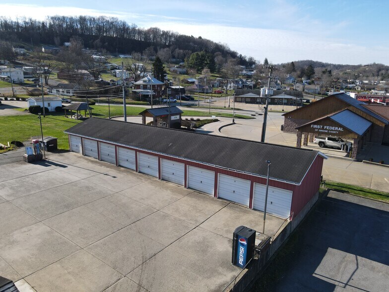 More Photos Of 118 School Dr, Waynesburg Flex For Sale