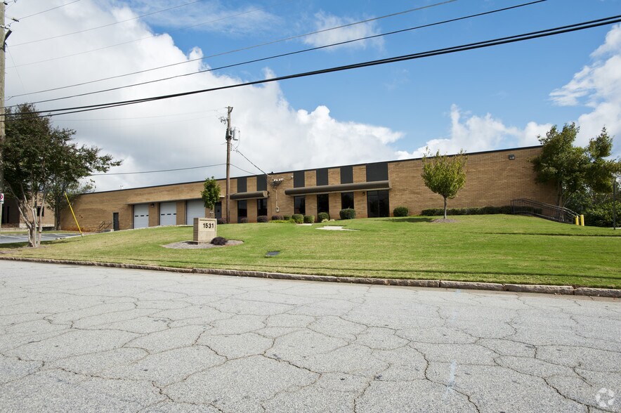 Primary Photo Of 1531 Stone Ridge Dr, Stone Mountain Warehouse For Lease
