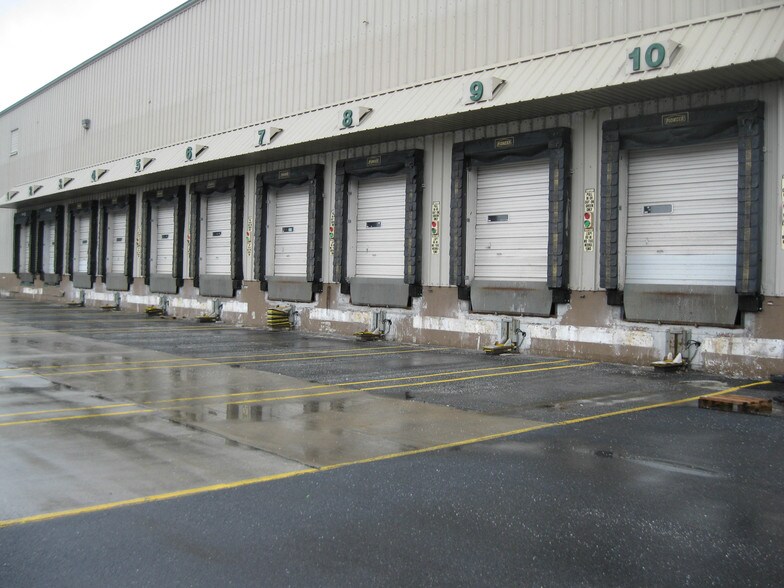 More Photos Of 3500 Industrial Rd, Harrisburg Warehouse For Lease