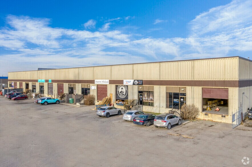 Primary Photo Of 7519 30th St SE, Calgary Warehouse For Lease