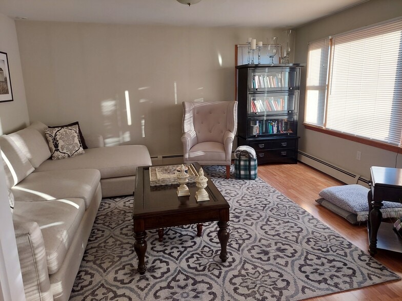 More Photos Of 97 Elm St, Cohasset Storefront Retail Office For Lease