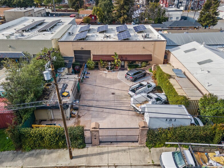 Primary Photo Of 961 Hamline St, San Jose Service For Sale