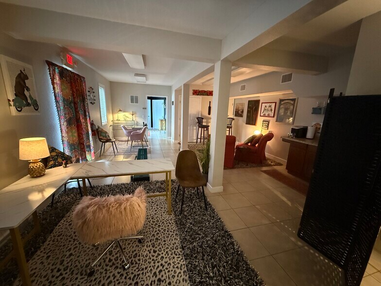 More Photos Of 2044 E Orange Avenue, Eustis Office For Lease