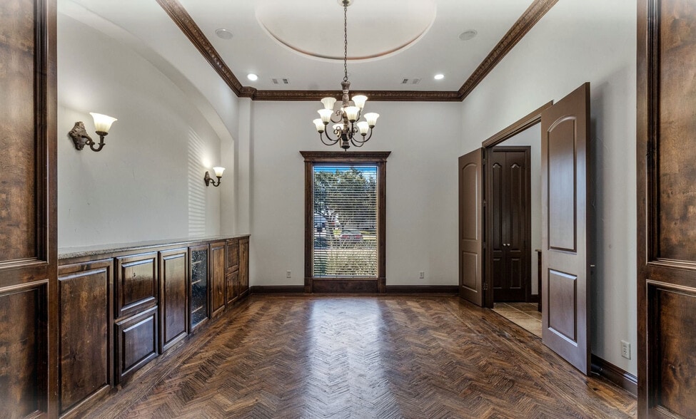 More Photos Of 5857 Park Vista Cir, Keller Office Residential For Sale