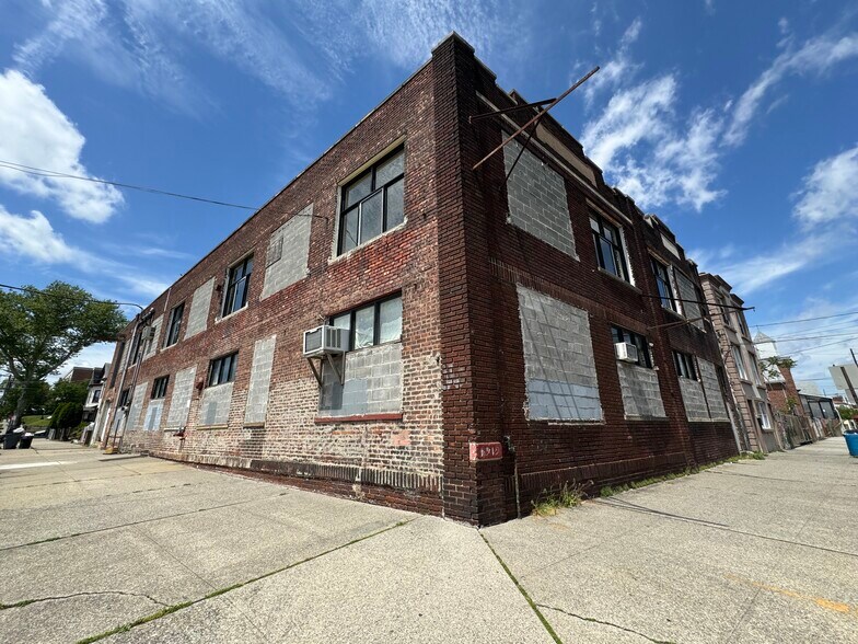 More Photos Of 115 Myrtle Ave, Passaic Warehouse For Lease