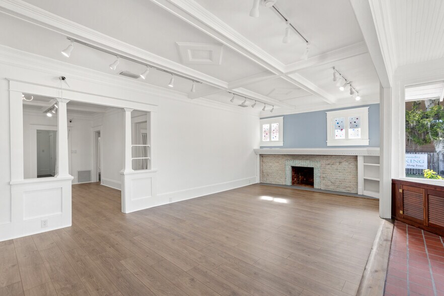 More Photos Of 131 King St, Saint Augustine Freestanding For Sale