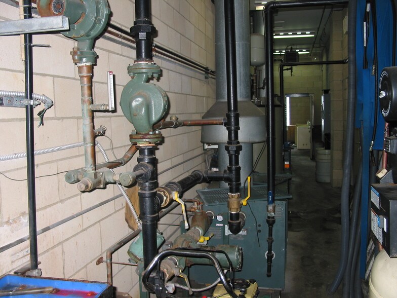 More Photos Of 7300 Lewis Ave, Temperance Carwash For Sale