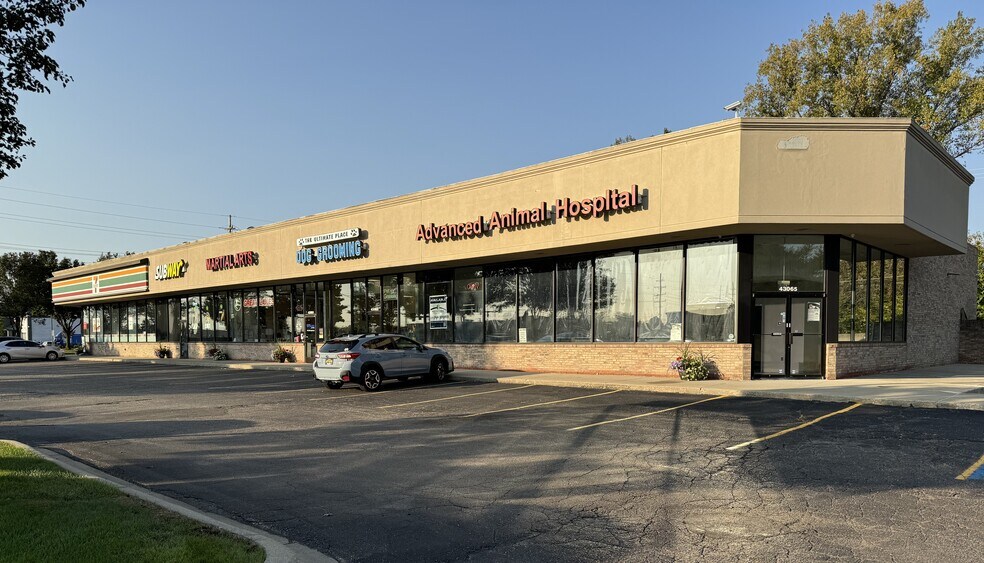 More Photos Of 43017-43065 Mound Rd, Sterling Heights Unknown For Lease