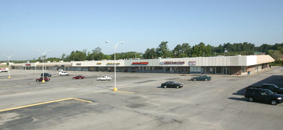 More Photos Of 1100 Armory Dr, Franklin Unknown For Lease