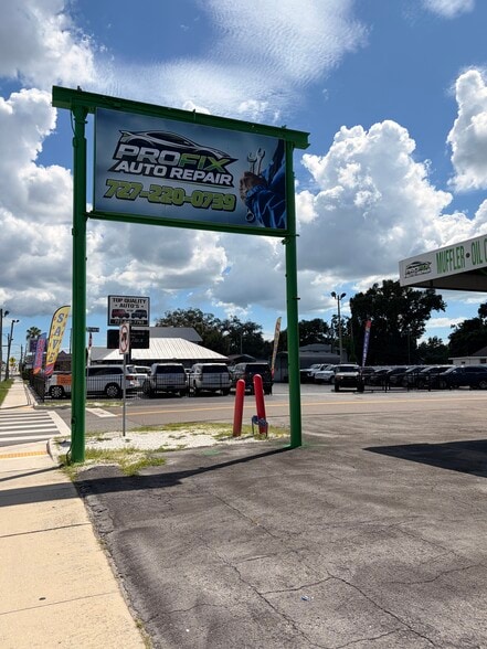 More Photos Of 5100 34th St N, Saint Petersburg Auto Repair For Sale