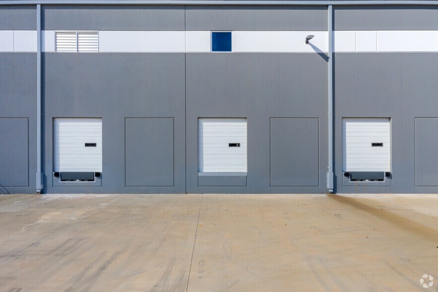 More Photos Of 2021 Williams Industrial Blvd, Rock Hill Warehouse For Lease