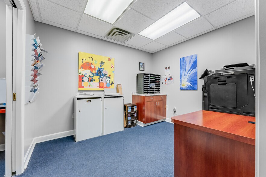 More Photos Of 601 Venture Dr, Morgantown Freestanding For Lease