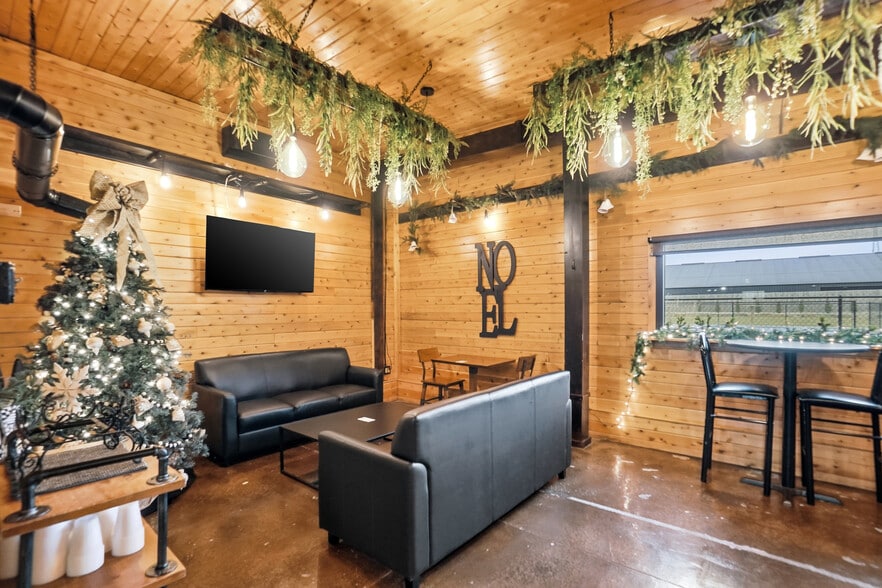 More Photos Of 2330 Bright Rd, Findlay Sports And Entertainment For Sale