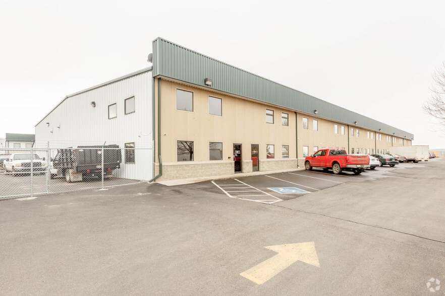 More Photos Of 9690 Dallas St, Commerce City Warehouse For Sale