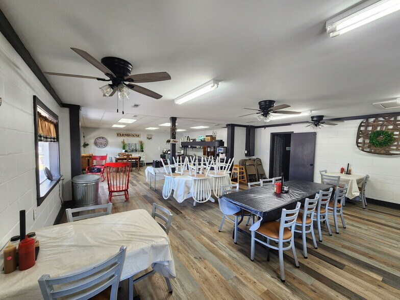 More Photos Of 2302 Low Country Hwy, Ehrhardt Specialty For Sale