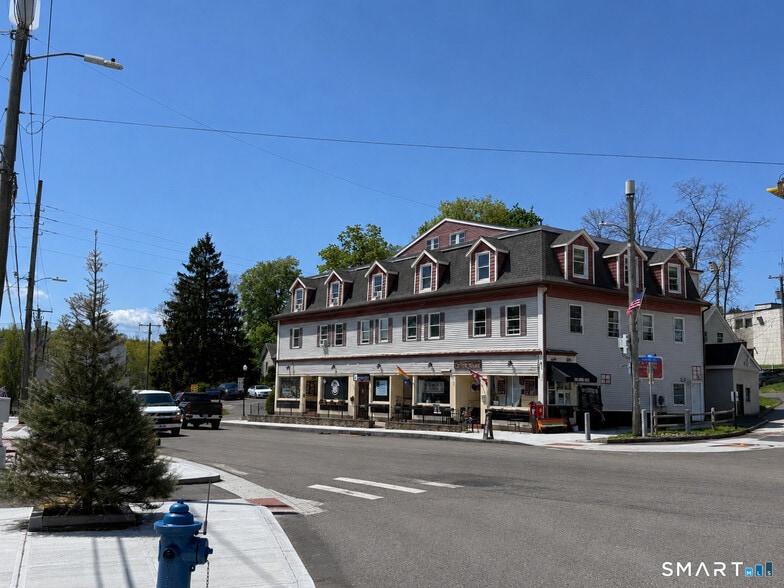 Primary Photo Of 82 Main St, East Hampton Apartments For Sale