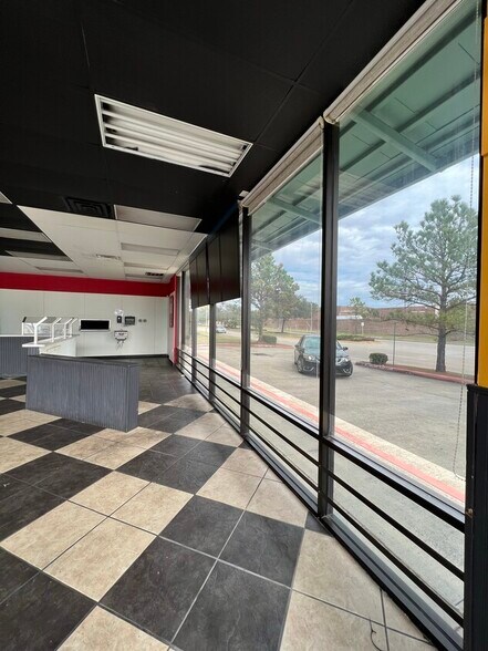 More Photos Of 9025 N Sam Houston Pky E, Humble Unknown For Lease