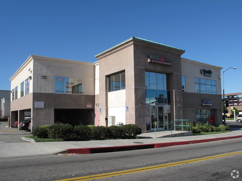 More Photos Of 18340 Colima Rd, La Puente Storefront Retail Office For Lease